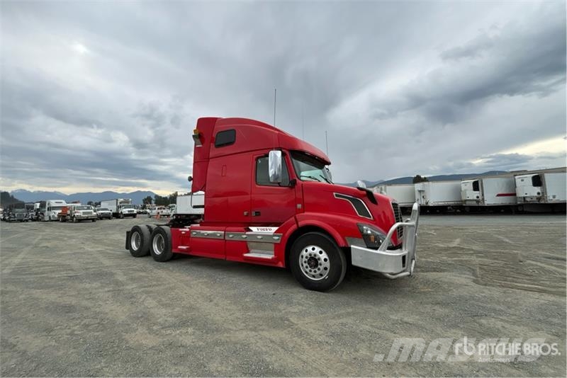 Volvo VNL Tractor Units