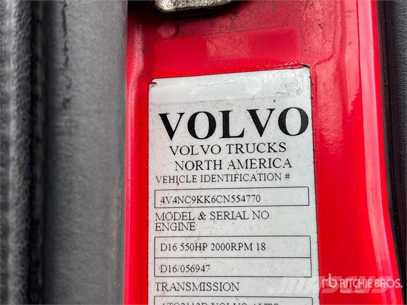 Volvo VNL Tractor Units