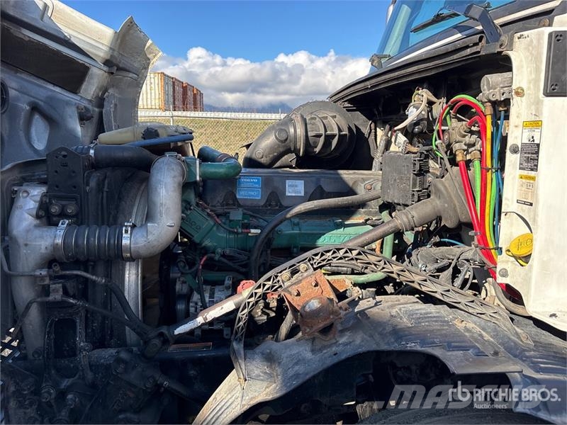 Volvo VNL Motrici e Trattori Stradali