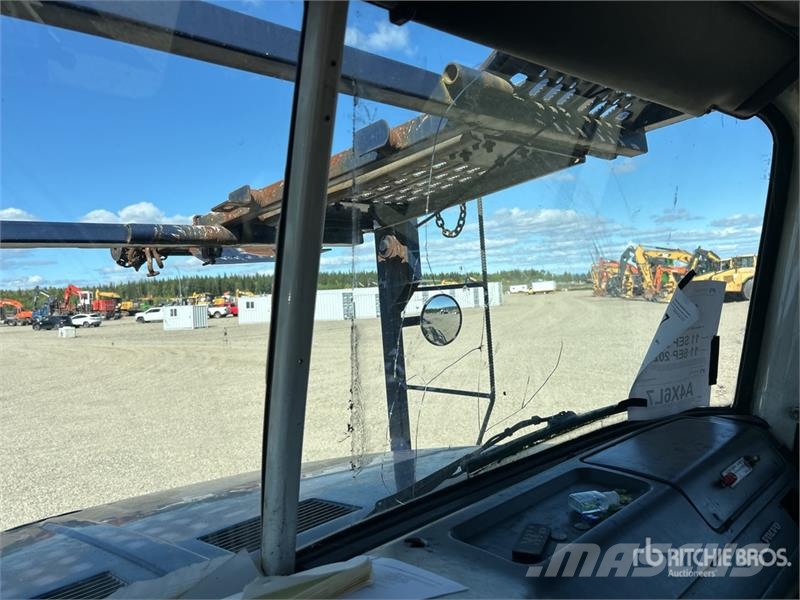 Volvo VNL Járműszállítók