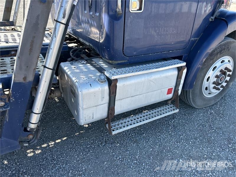 Volvo VNL Járműszállítók