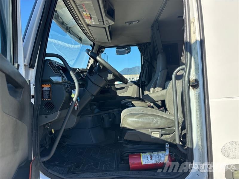 Volvo VNL Cabezas tractoras