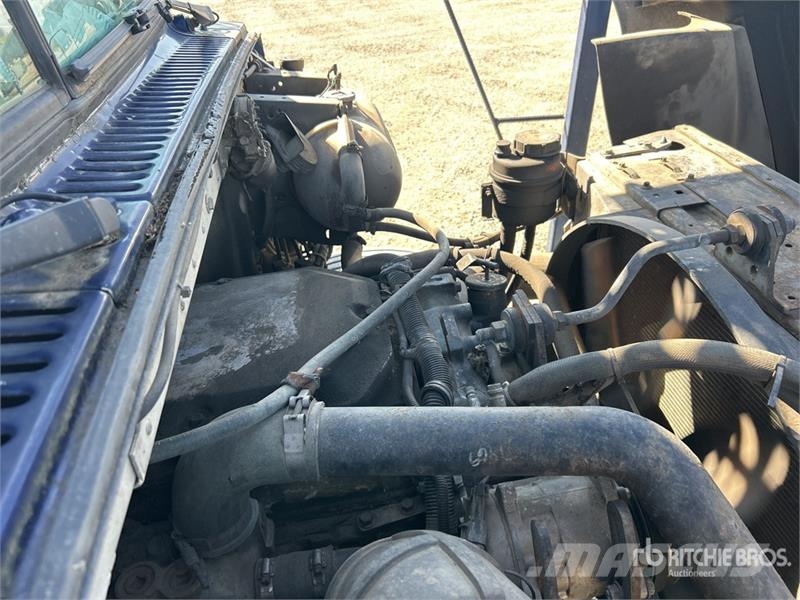 Volvo VNL Járműszállítók