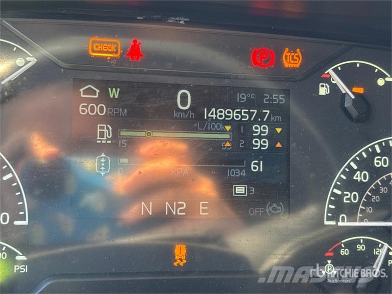 Volvo VNL Vlačilci