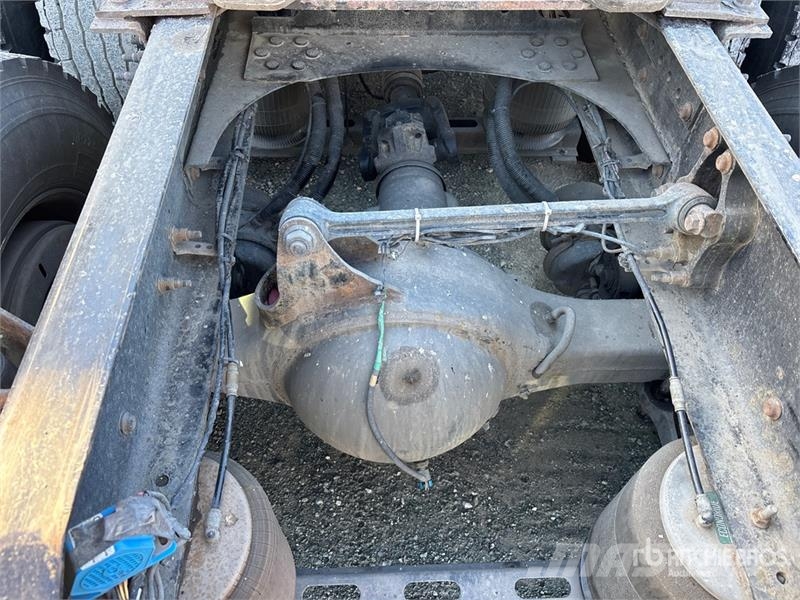 Volvo VNL Vlačilci