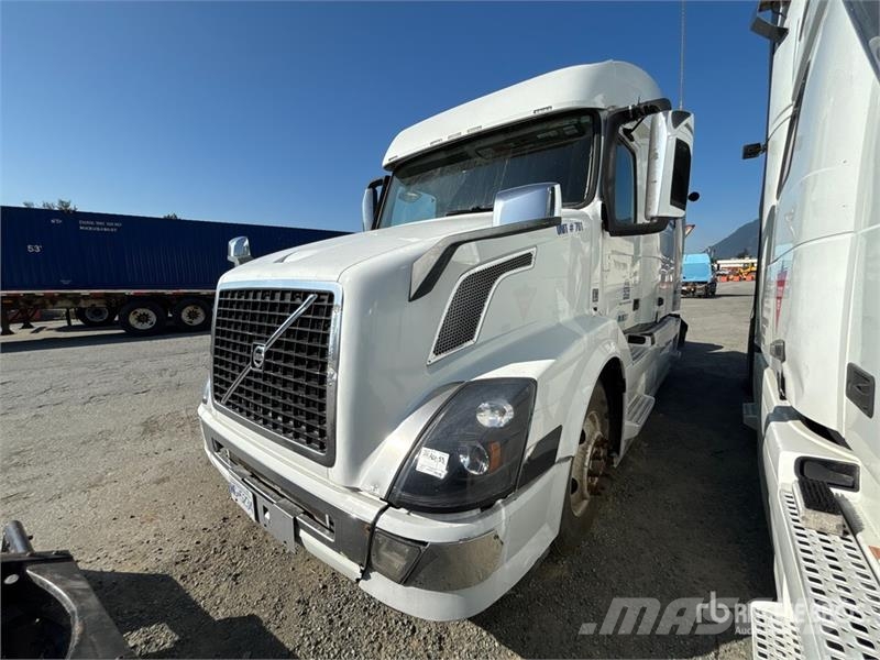 Volvo VNL730 Tractor Units