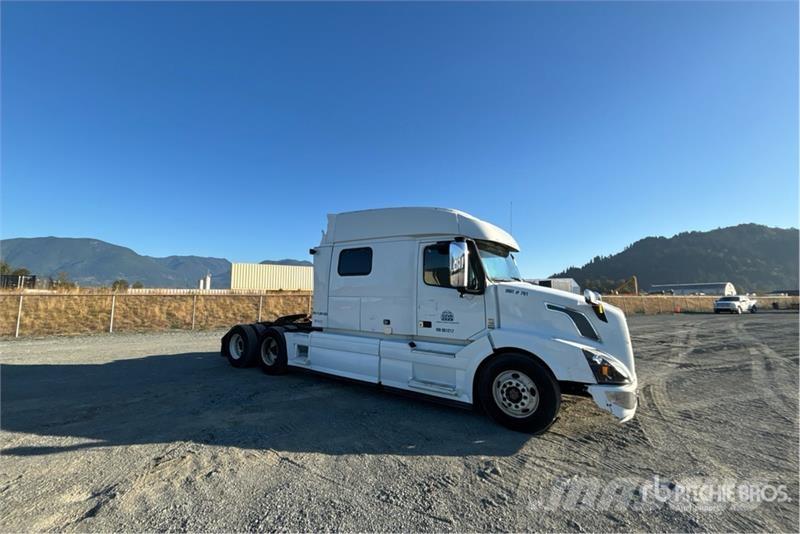 Volvo VNL730 曳引機組件