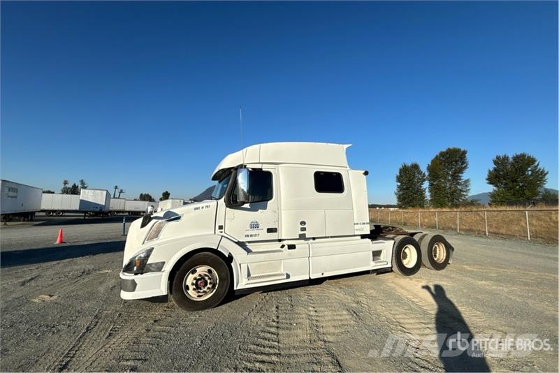Volvo VNL730 曳引機組件