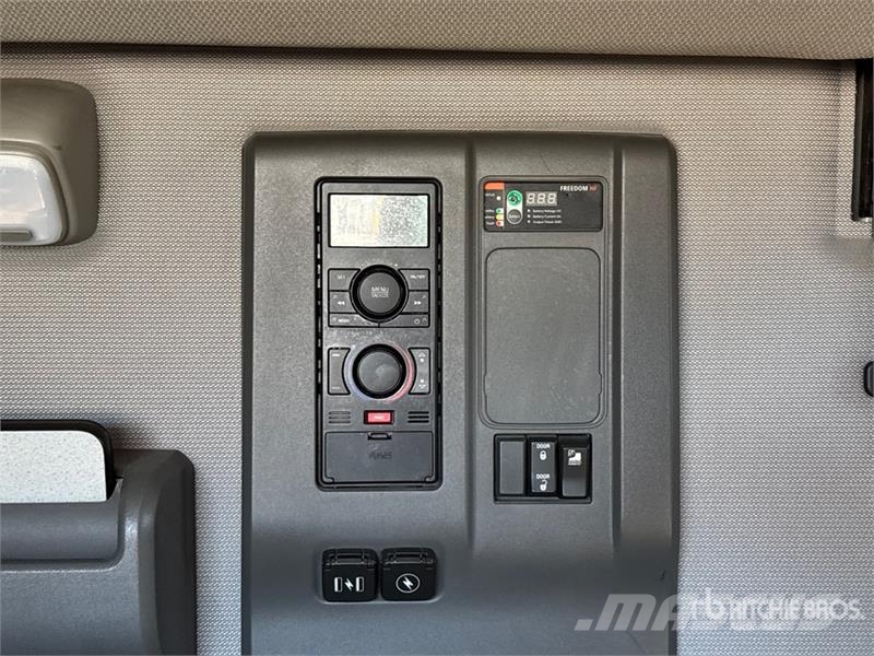 Volvo VNL740 Prime Movers