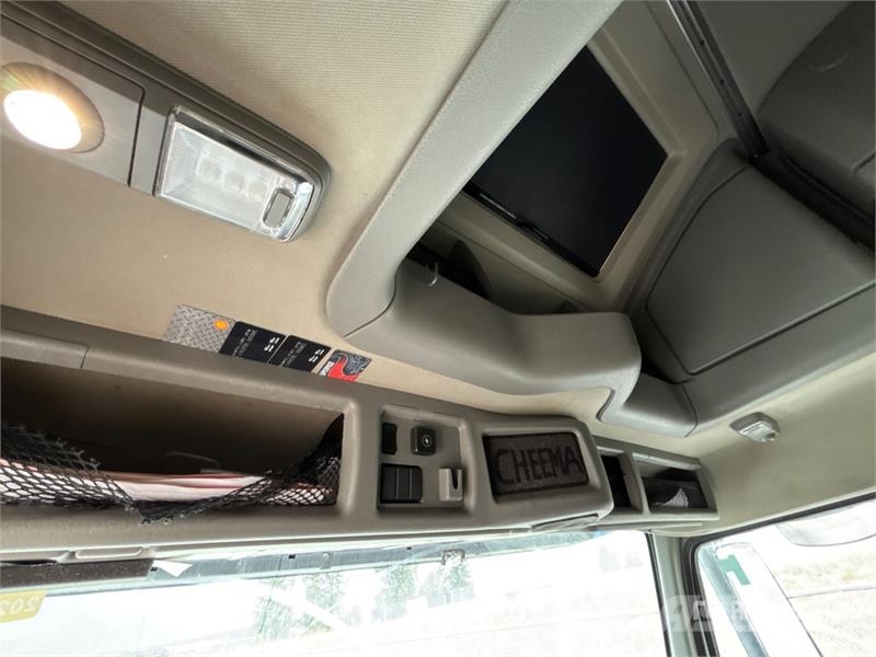 Volvo VNL760 Prime Movers
