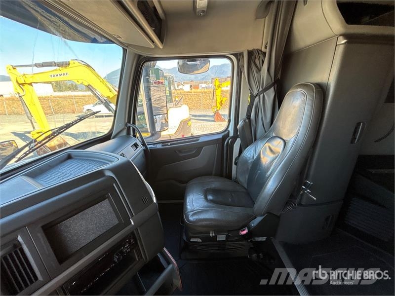 Volvo VNL760 Prime Movers