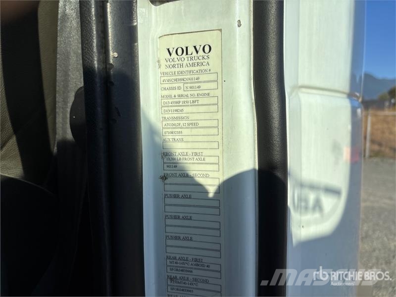 Volvo VNL860 Prime Movers