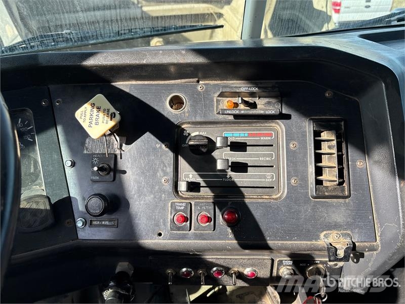 Volvo WG Kiperi kamioni