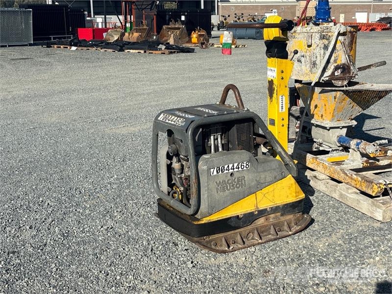 Wacker DPU 6555He Vibratory Plate Compactor Vibratorer