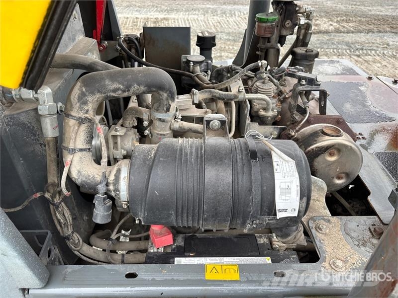 Wacker Neuson 3001 翻斗车\公路型自卸车