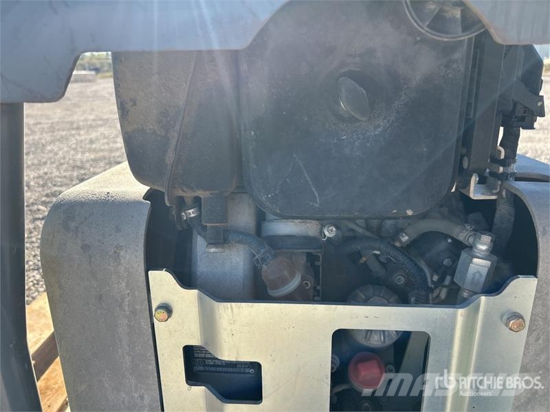 Wacker Neuson DPU6555 Vibratory Plate Compactor دكاكات أفقية