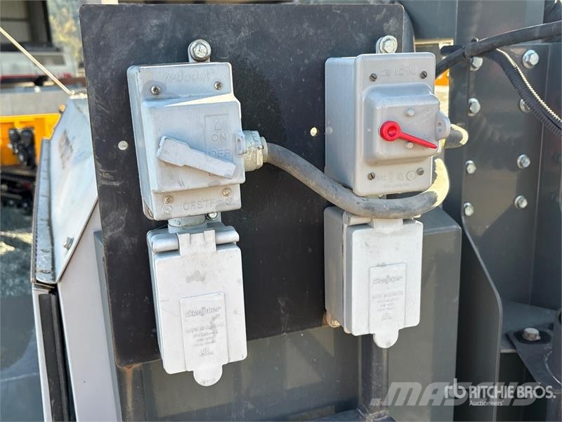 Wacker Neuson LTW20 أبراج خفيفة