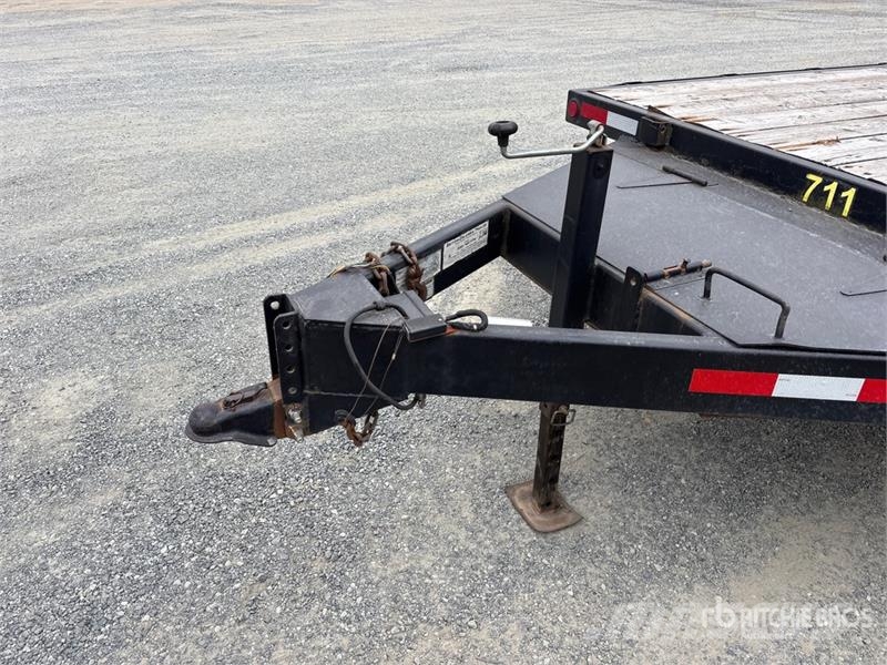 Wardhaul 25 ft T/A Equipment Trailer Járműszállító pótkocsik