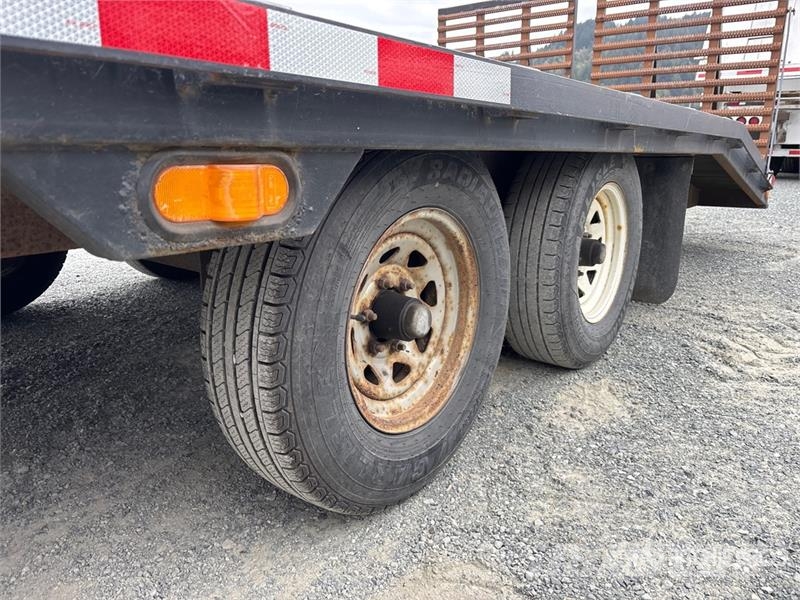 Wardhaul 25 ft T/A Equipment Trailer Járműszállító pótkocsik