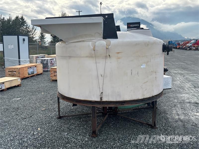 Water Tank Fuel and additive tanks