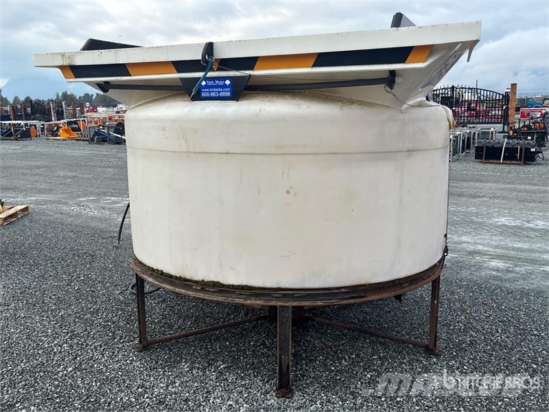 Water Tank Fuel and additive tanks