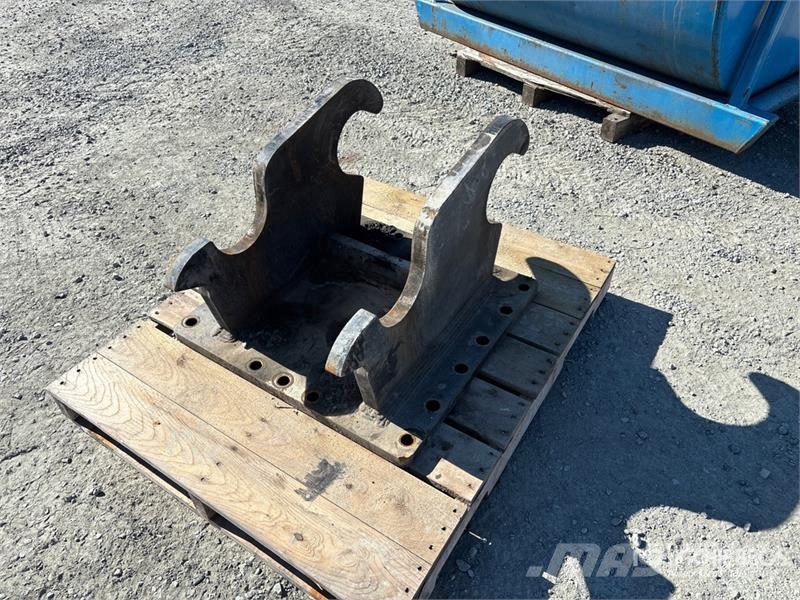 WBM 200 Series Mounting Bracket - Fits John Deere 210G Andet tilbehør