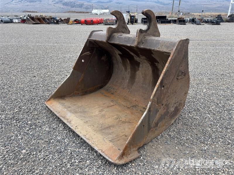 WBM 64 in Q/C Cleanup Excavator Bucket دلاء