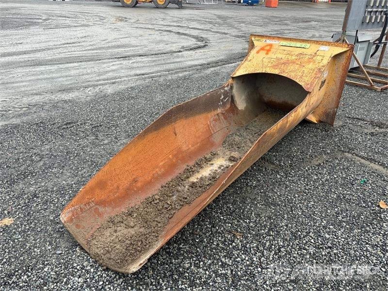 WBM LM220 Q/C Trench Gravel Spoon 36 in x 120 in Andet tilbehør