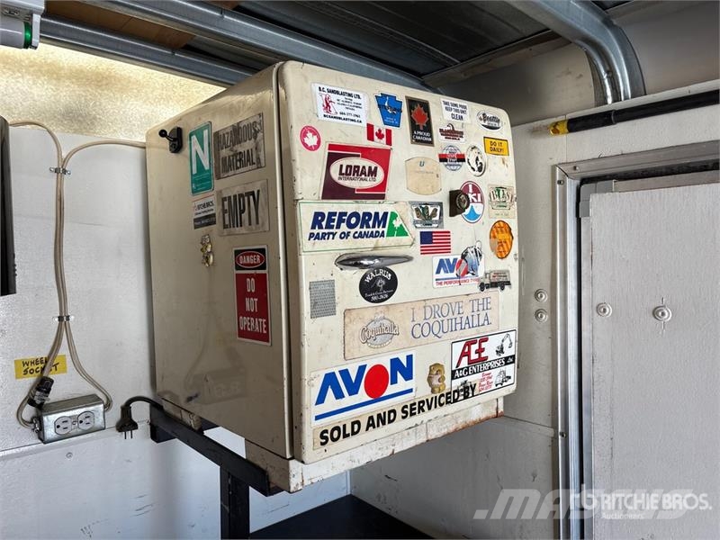 Wells Cargo 16 ft T/A Enclosed Trailer Anhänger-Kastenaufbau