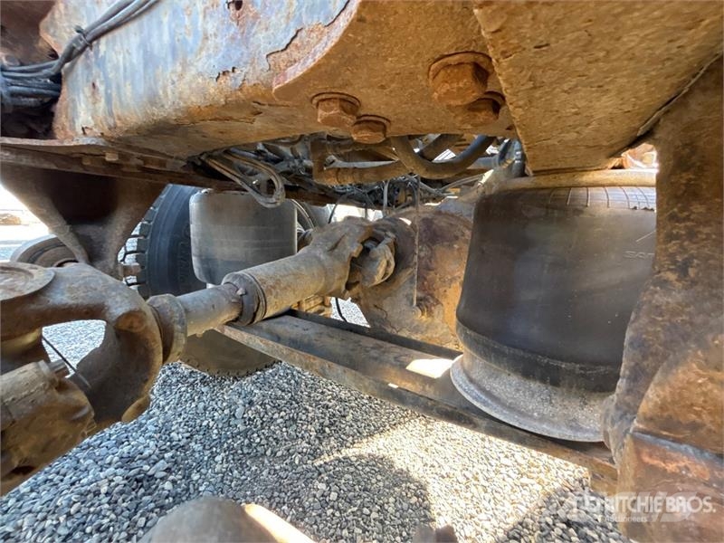 Western Star 4900 6x4 Logging T/A Sleeper Truck Tractor وحدات الجر
