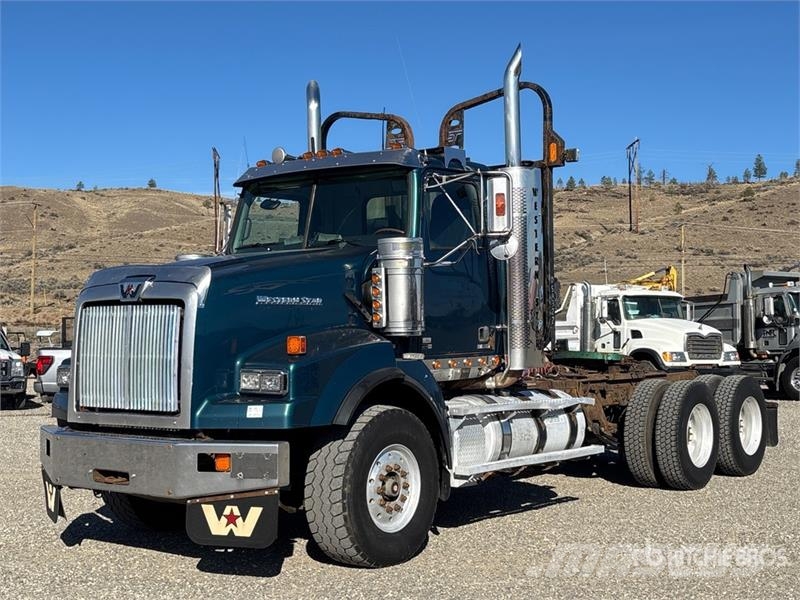 Western Star 4900 6x4 Logging T/A Sleeper Truck Tractor وحدات الجر