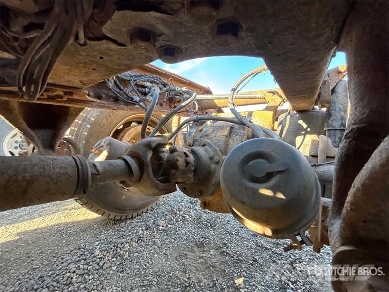 Western Star 4900 6x4 Logging T/A Sleeper Truck Tractor وحدات الجر