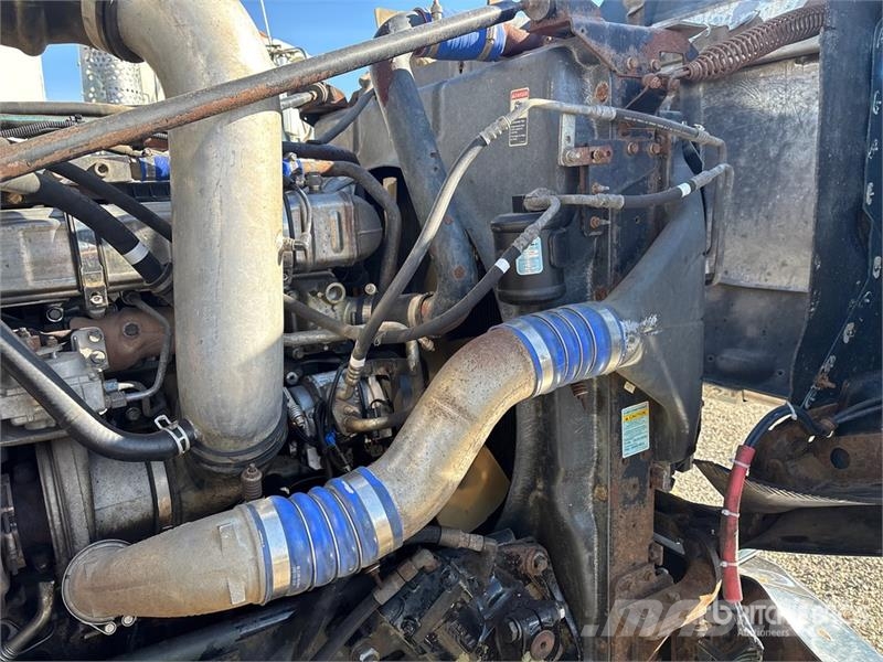 Western Star 4900 6x4 Logging T/A Sleeper Truck Tractor وحدات الجر