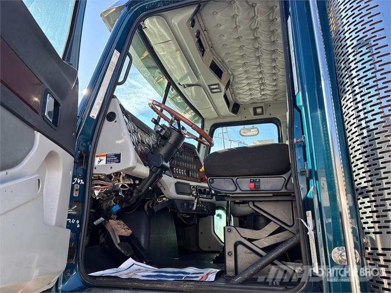 Western Star 4900 6x4 Logging T/A Sleeper Truck Tractor وحدات الجر