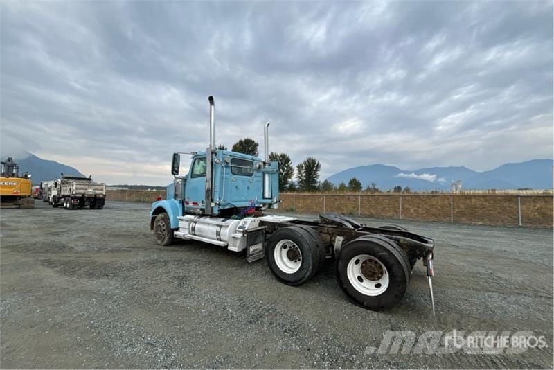 Western Star 4900 FA 6x4 T/A Day Cab Truck Tractor Trekkers