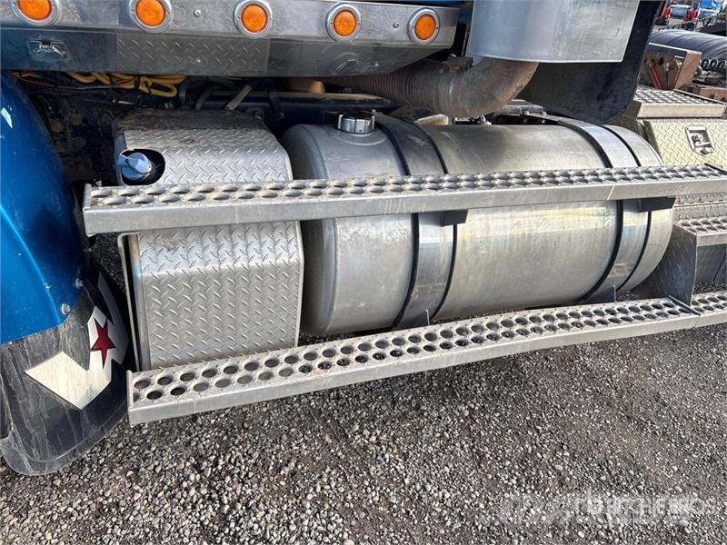 Western Star 4900SA شاحنات أشجار