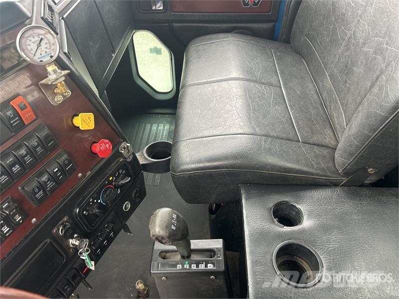 Western Star 4900SA Kamioni za drva Šticari
