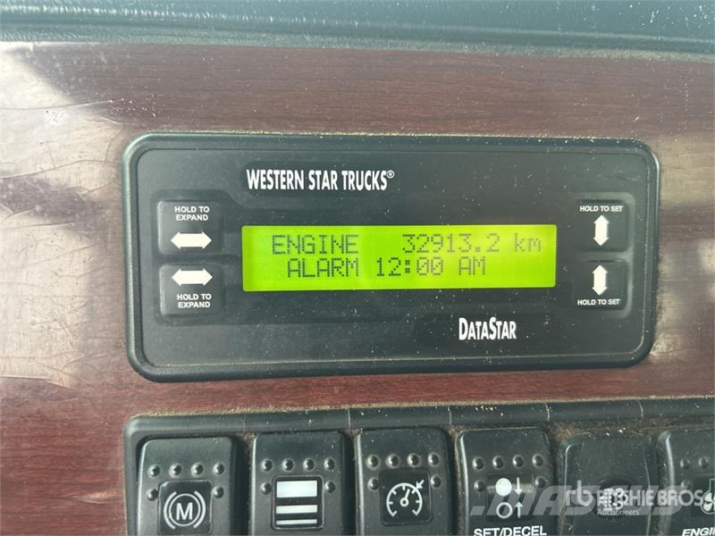 Western Star 4900SA Kamioni za drva Šticari