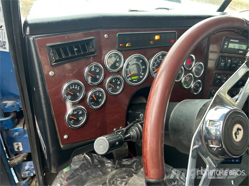 Western Star 4900SA وحدات الجر
