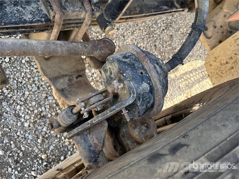 Western Star 4900SA شاحنات أشجار
