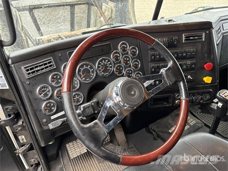 Western Star 4900SA 6x4 T/A Sleeper Truck Tractor Ciągniki siodłowe