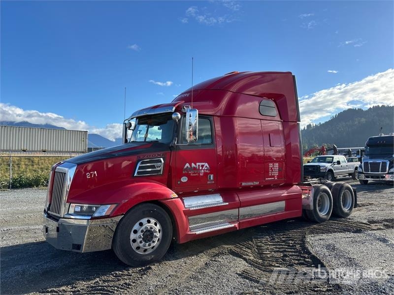 Western Star 5700 6x4 T/A Sleeper Truck Tractor Traktorske jedinice