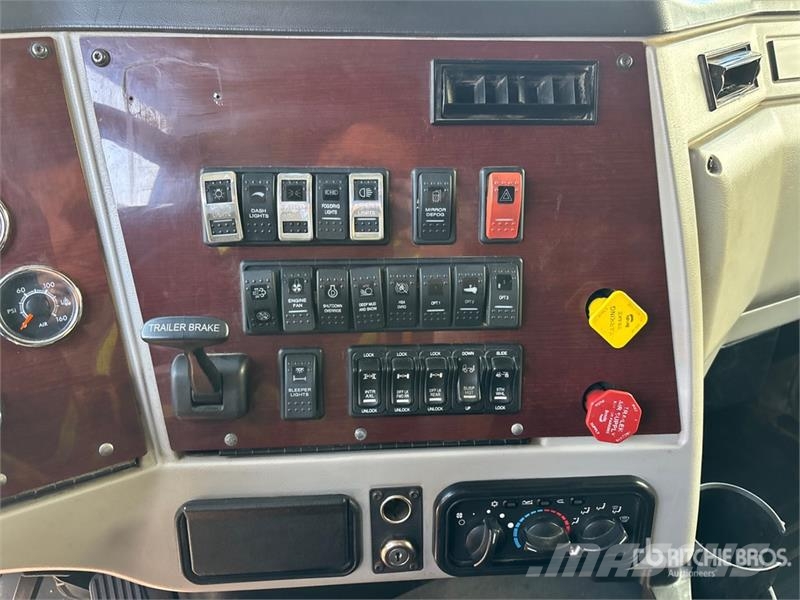 Western Star 5700 6x4 T/A Sleeper Truck Tractor Trekkers