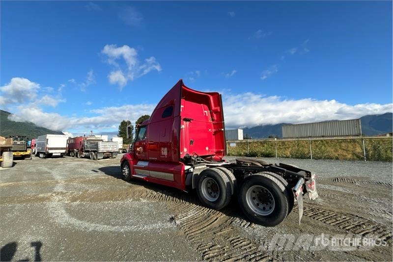 Western Star 5700 6x4 T/A Sleeper Truck Tractor Traktorske jedinice