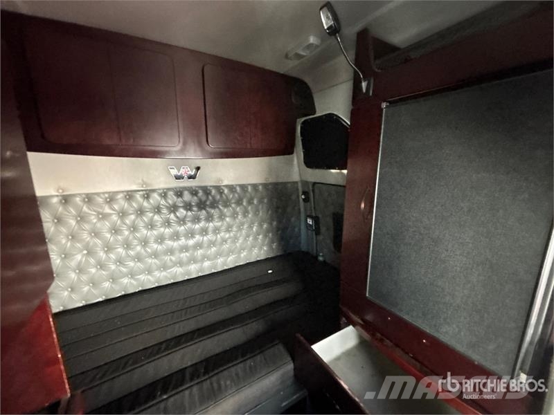 Western Star 5700 6x4 T/A Sleeper Truck Tractor Trekkers