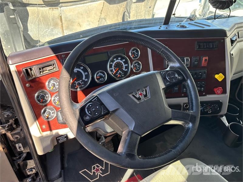 Western Star 5700 6x4 T/A Sleeper Truck Tractor Trekkers