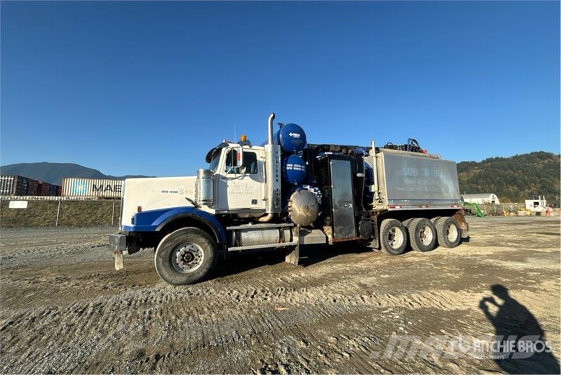Western Star on  Western Star 4900 8x6 Vacuum Tanker Truck Paine-/imuautot