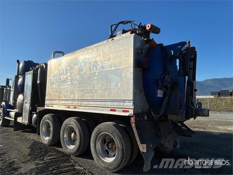 Western Star on  Western Star 4900 8x6 Vacuum Tanker Truck Paine-/imuautot