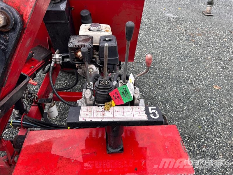Wheatheart Heavyhit Tow-Behind Post Pounder Karja-aidat