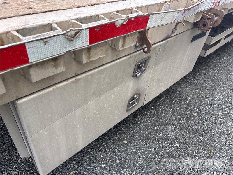 Wilson 51 ft Tri/A Step Deck Trailer Lavetit